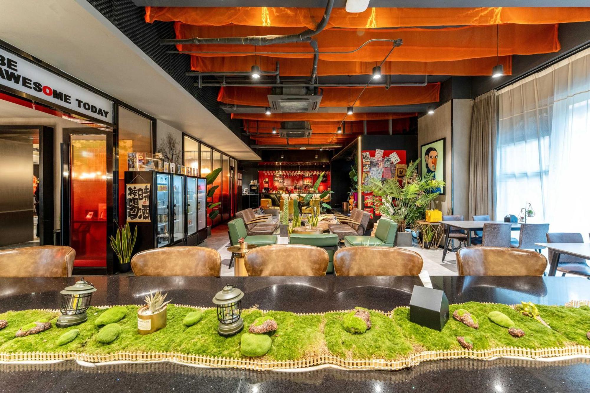 Hesu Designer Hotel & Suites -Near Xi'An Drum Tower And Yongning Gate -Free Laundry Luggage Storage -Kitty Cafe With Freshly Ground Coffee -24H Front Desk -English Service Екстер'єр фото