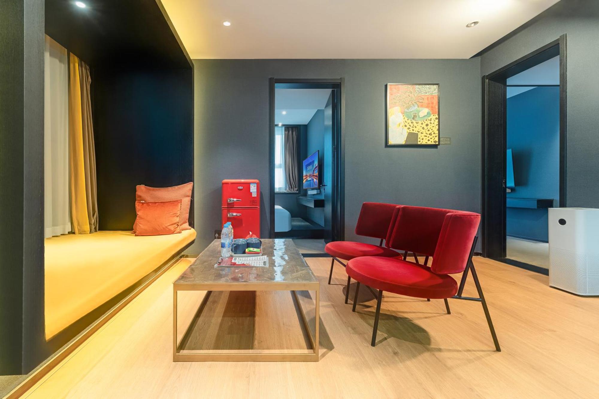Hesu Designer Hotel & Suites -Near Xi'An Drum Tower And Yongning Gate -Free Laundry Luggage Storage -Kitty Cafe With Freshly Ground Coffee -24H Front Desk -English Service Екстер'єр фото