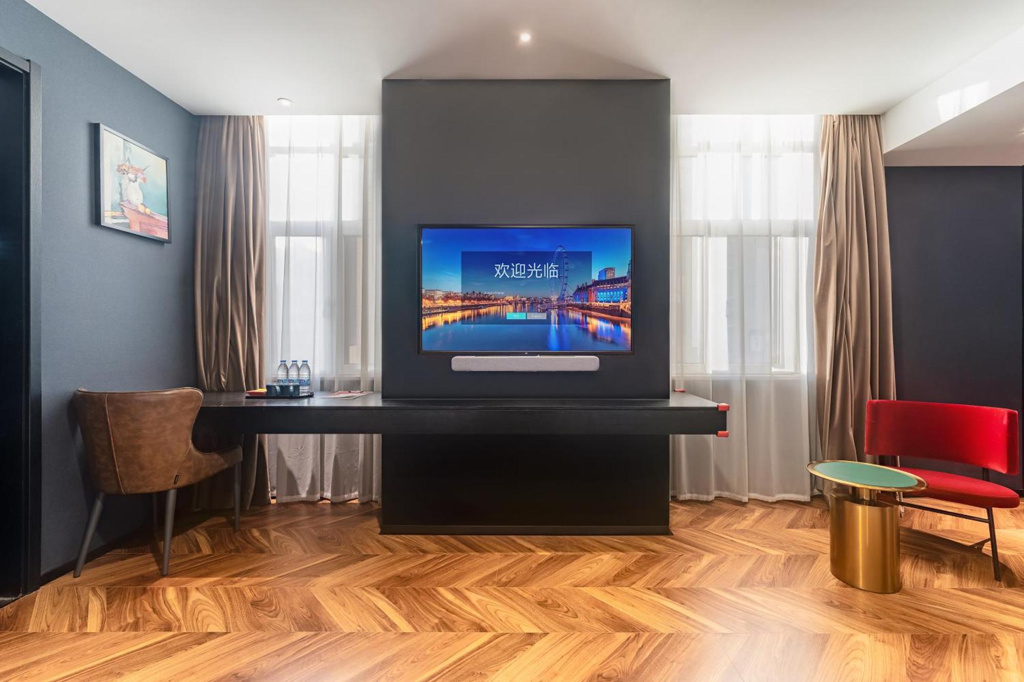 Hesu Designer Hotel & Suites -Near Xi'An Drum Tower And Yongning Gate -Free Laundry Luggage Storage -Kitty Cafe With Freshly Ground Coffee -24H Front Desk -English Service Екстер'єр фото