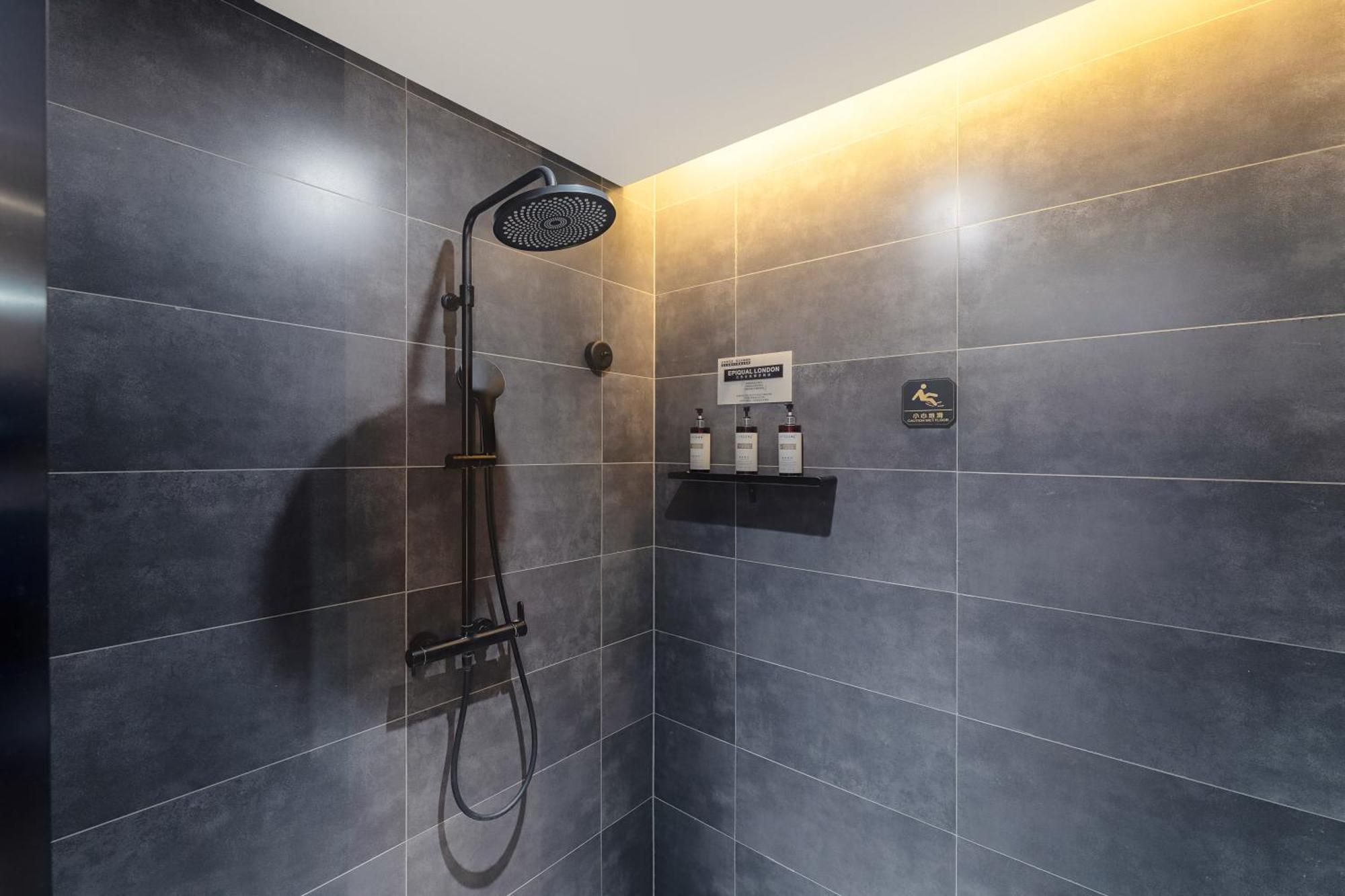 Hesu Designer Hotel & Suites -Near Xi'An Drum Tower And Yongning Gate -Free Laundry Luggage Storage -Kitty Cafe With Freshly Ground Coffee -24H Front Desk -English Service Екстер'єр фото