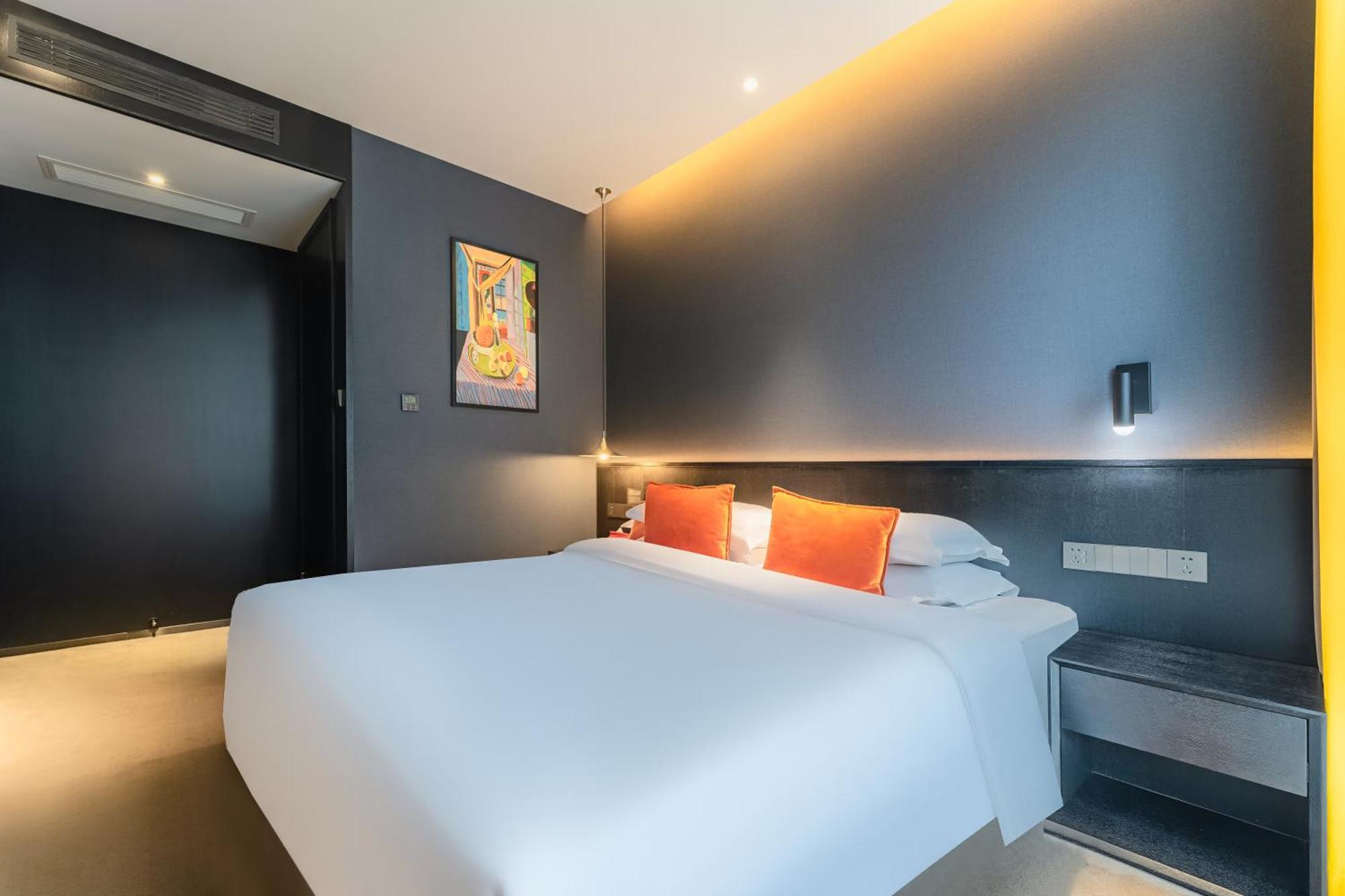 Hesu Designer Hotel & Suites -Near Xi'An Drum Tower And Yongning Gate -Free Laundry Luggage Storage -Kitty Cafe With Freshly Ground Coffee -24H Front Desk -English Service Екстер'єр фото
