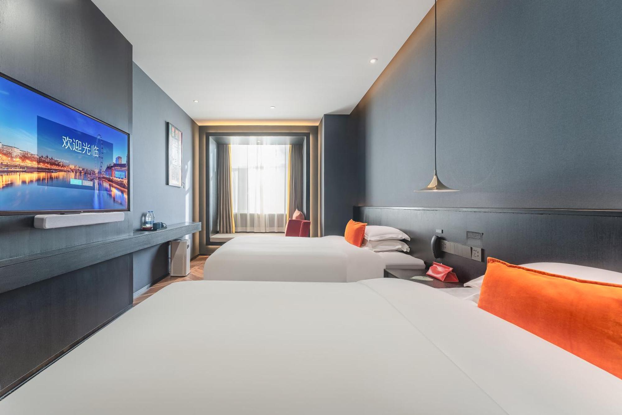 Hesu Designer Hotel & Suites -Near Xi'An Drum Tower And Yongning Gate -Free Laundry Luggage Storage -Kitty Cafe With Freshly Ground Coffee -24H Front Desk -English Service Екстер'єр фото